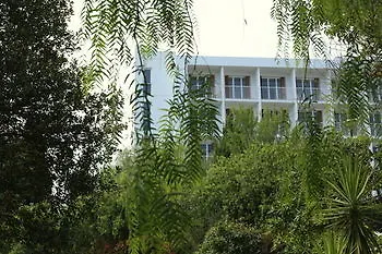 酒店 La Tournerie 3*