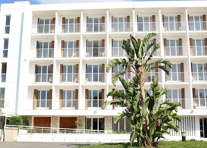 La Tournerie 3* Μεντόν